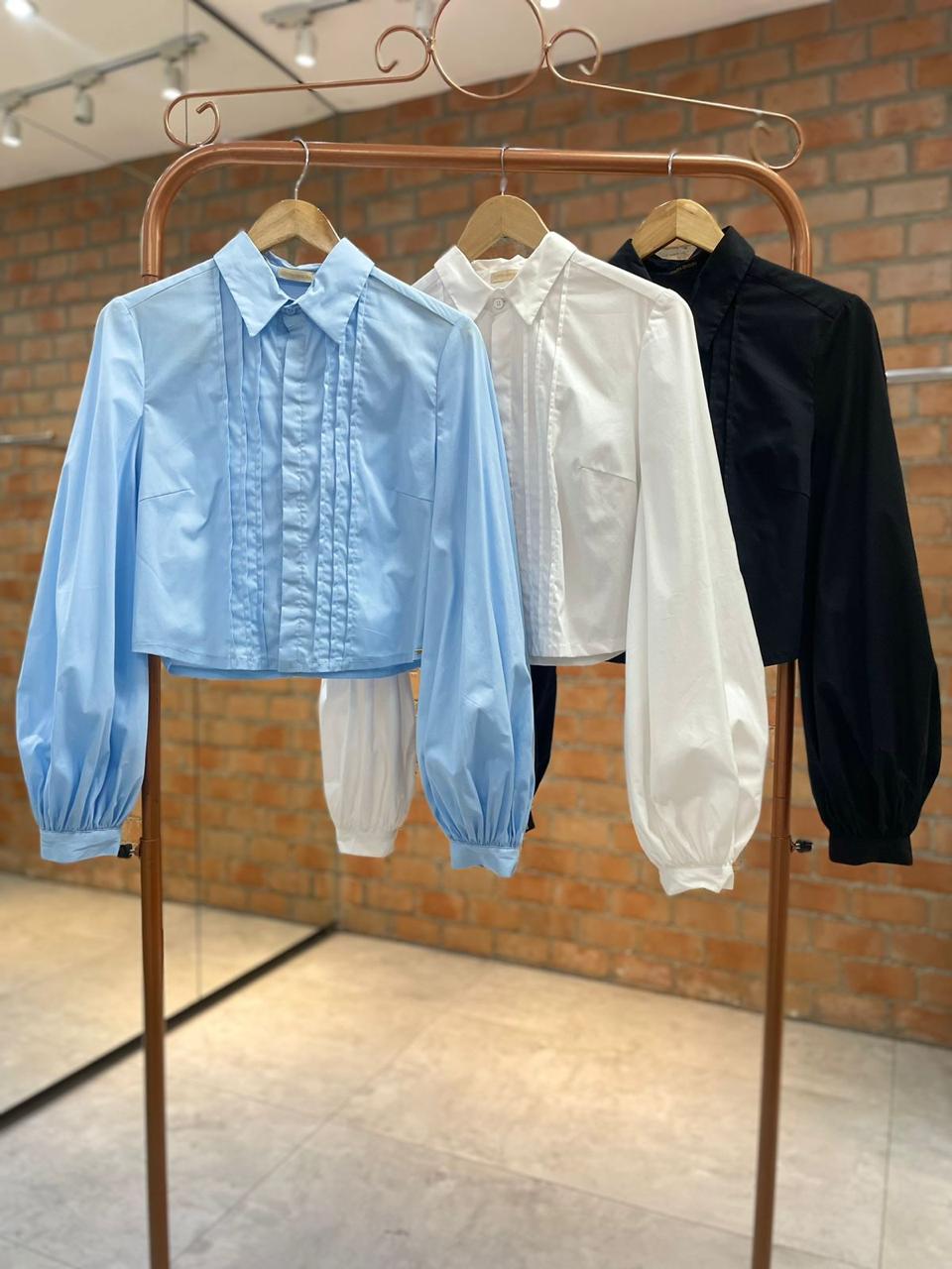 Camisa flor contra Sensura