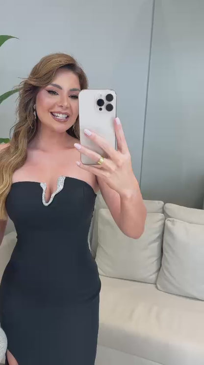 Vestido tomara que caia com fivela tecido alfaiataria